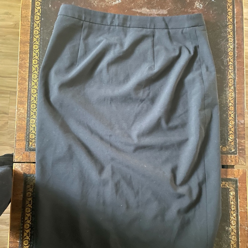 BANANA REPUBLIC black pencil skirt size 6